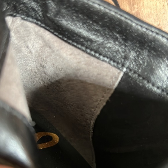 NWT Sam Edelman Kandice Black Suede Pointed Toe Fringed Ankle Booties Size 6 - Picture 8 of 9